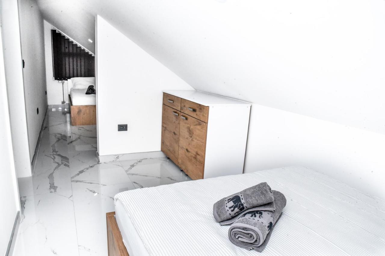Luxury Villa M&B Tuzla Exterior foto
